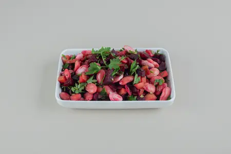 Салат с фасолью